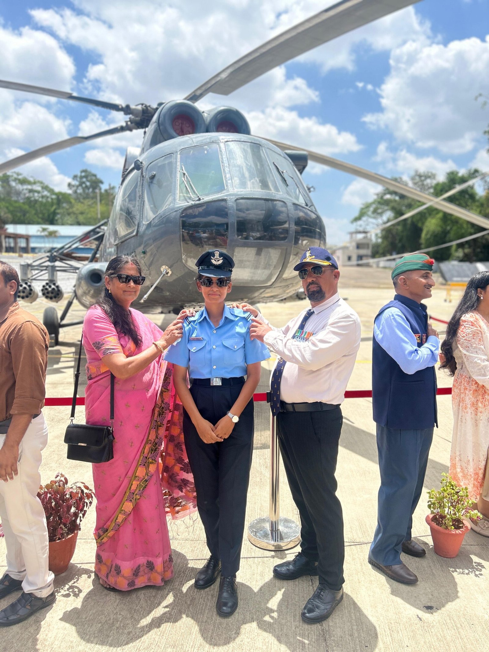 नंदानगर की बेटी प्रियंका नेगी ने छुआ आसमान, भारतीय वायुसेना में बनीं फ्लाइंग ऑफिसर