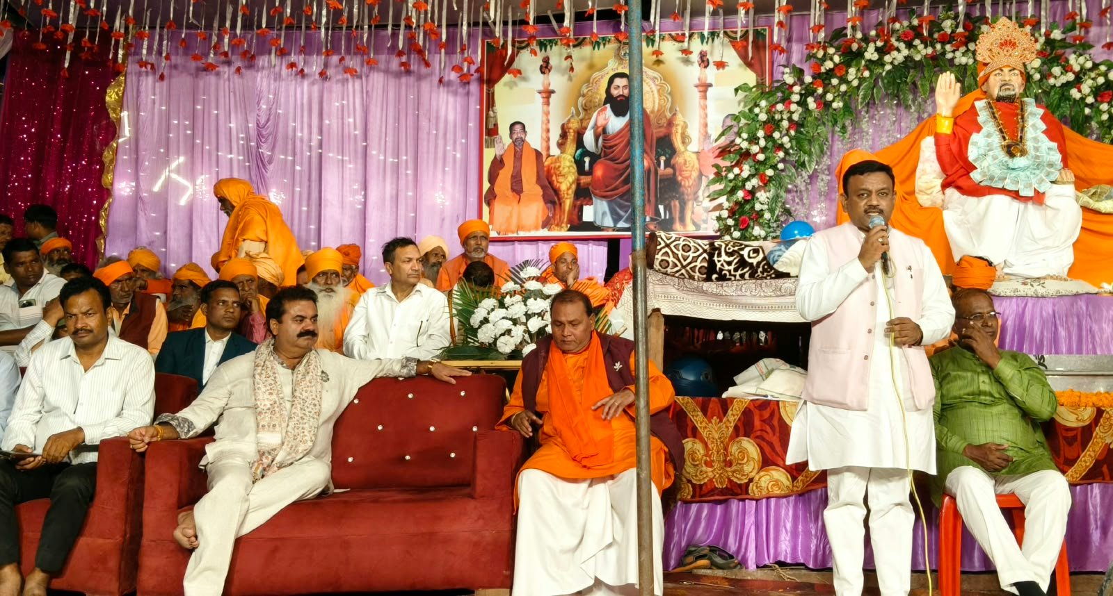 स्वामी समनदास का जन्मोत्सव मनाया धूमधाम से,अतिथियों ने स्वामी के आदर्शों का अनुसरण करने का किया आह्वान