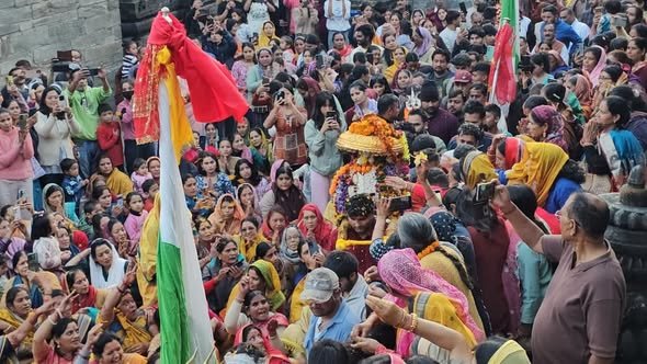 गोपीनाथ मंदिर में विराजमान हुई भगवान रुद्रनाथ की उत्सव डोली, छह माह यहीं होगी पूजा-अर्चना